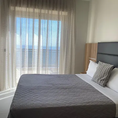 Londra Готель 4*